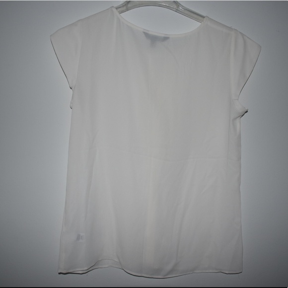 White Express Blouse - Picture 3 of 3